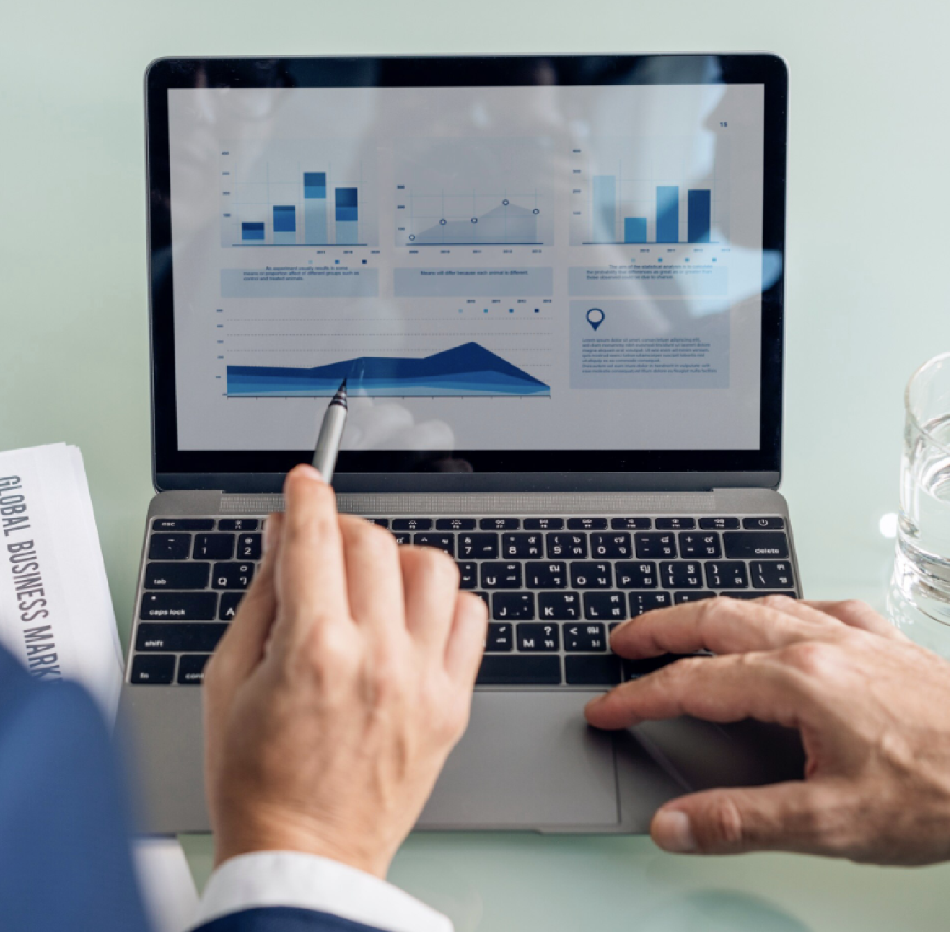 Servicio análisis de datos de una empresa tecnológica